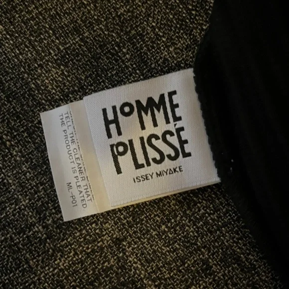 HOMME PLISSE Issey Miyake Black Monthly Color September Shirt XL/ 4 - Picture 10 of 14